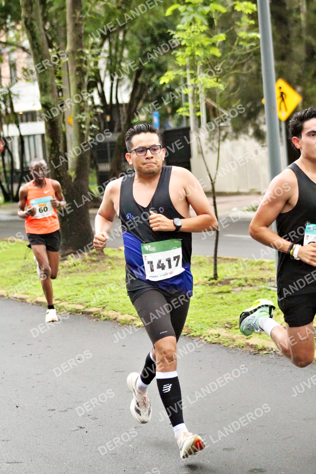 Foto del MEDIO MARATÓN ATLAS en Av. Patria, frente al Parque El Polvorín, Zapopan a las 07:59 · dorsal 1417, 60