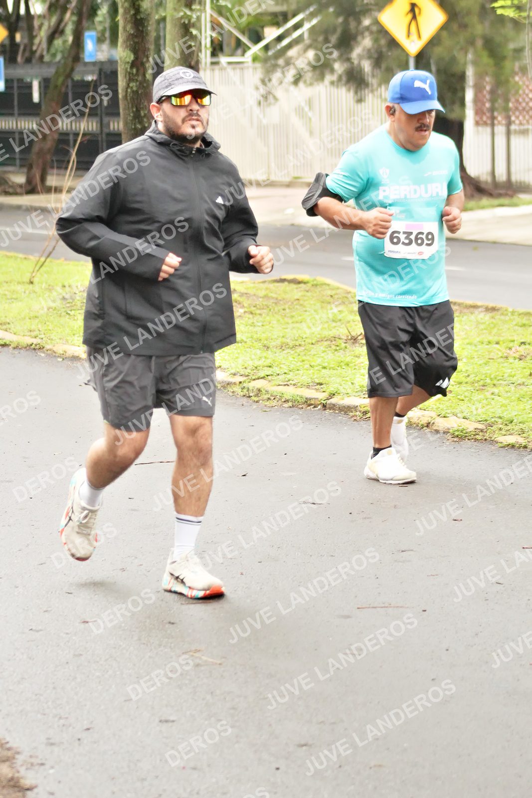 Foto del MEDIO MARATÓN ATLAS en Av. Patria, frente al Parque El Polvorín, Zapopan a las 08:49 · dorsal 6369