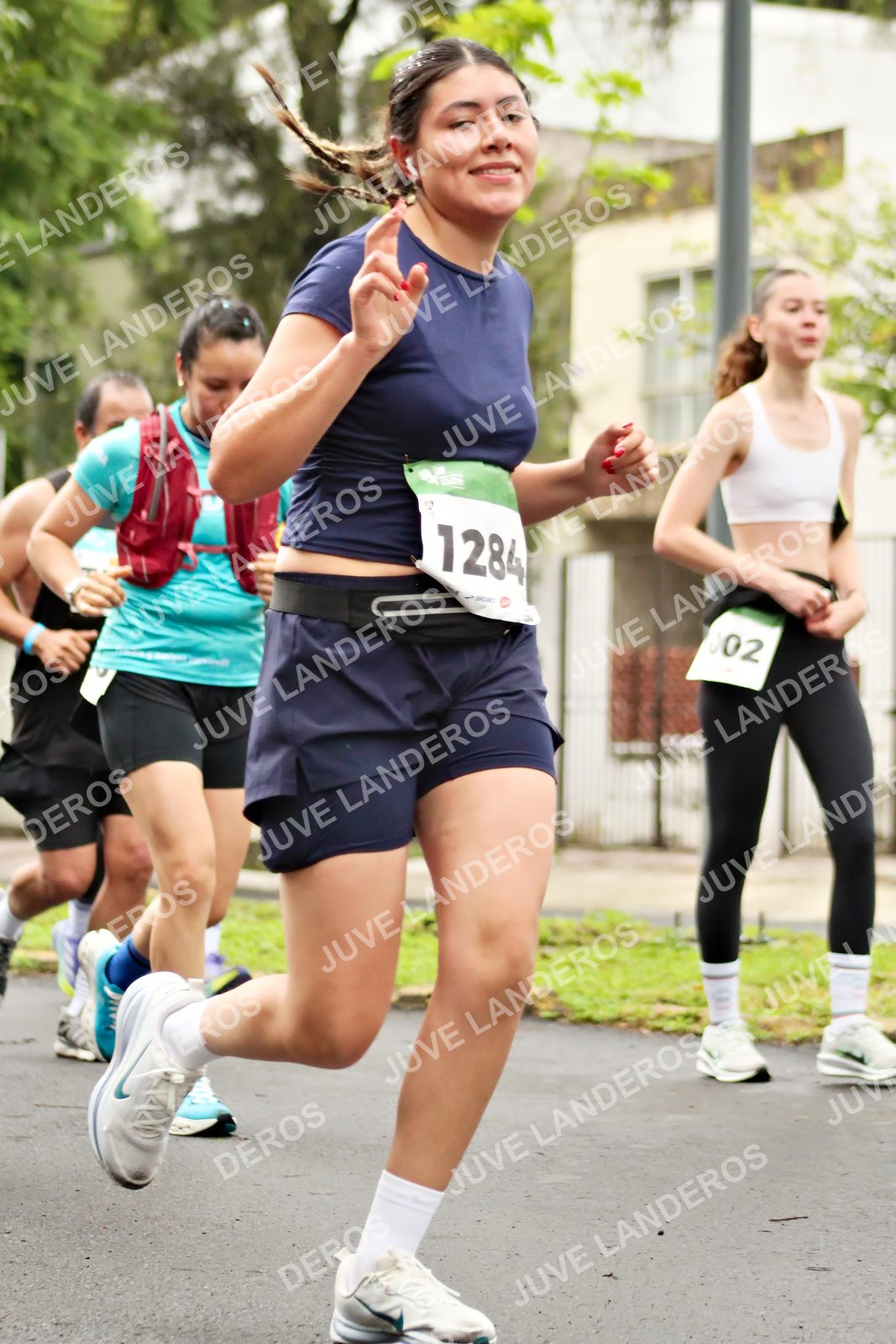 Foto del MEDIO MARATÓN ATLAS en Av. Patria, frente al Parque El Polvorín, Zapopan a las 08:36 · dorsal 1284, 2