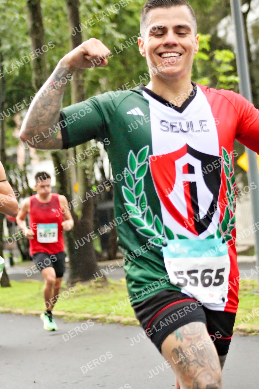 Foto del MEDIO MARATÓN ATLAS en Av. Patria, frente al Parque El Polvorín, Zapopan a las 08:07 · dorsal 5565