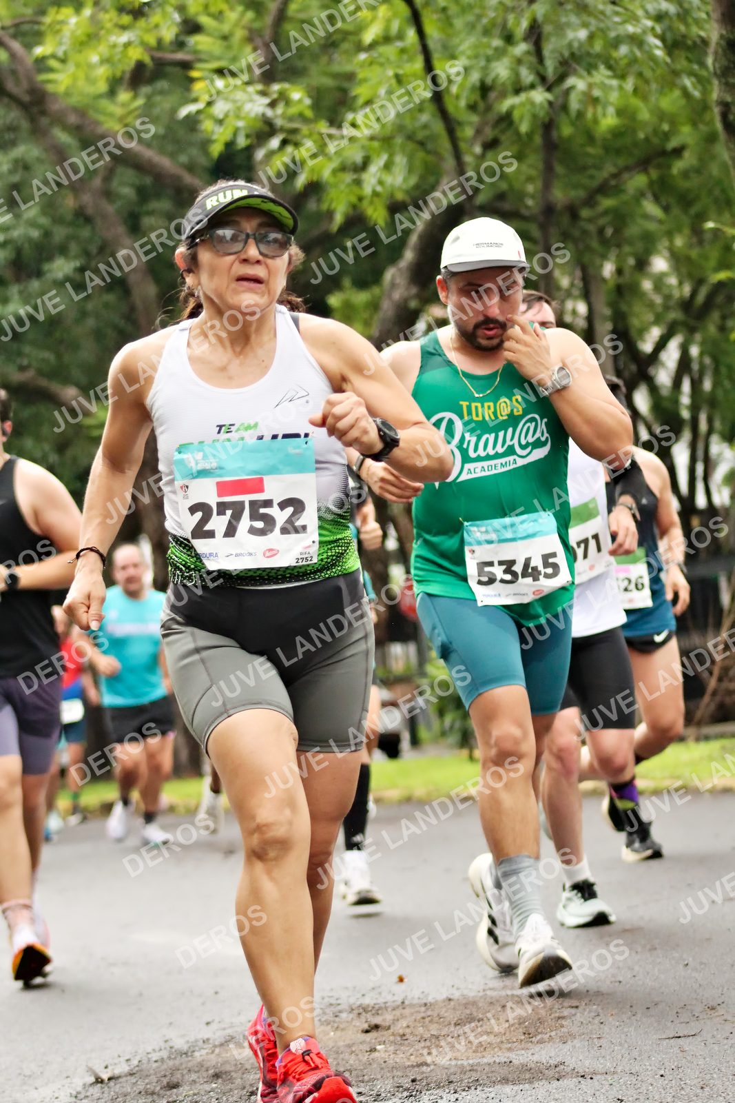 Foto del MEDIO MARATÓN ATLAS en Av. Patria, frente al Parque El Polvorín, Zapopan a las 08:30 · dorsal 2752, 5345, 26