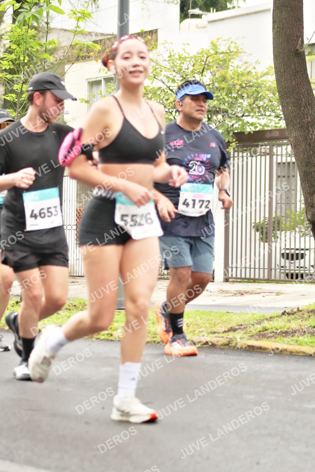 Foto del MEDIO MARATÓN ATLAS en Av. Patria, frente al Parque El Polvorín, Zapopan a las 08:36 · dorsal 4653, 4172