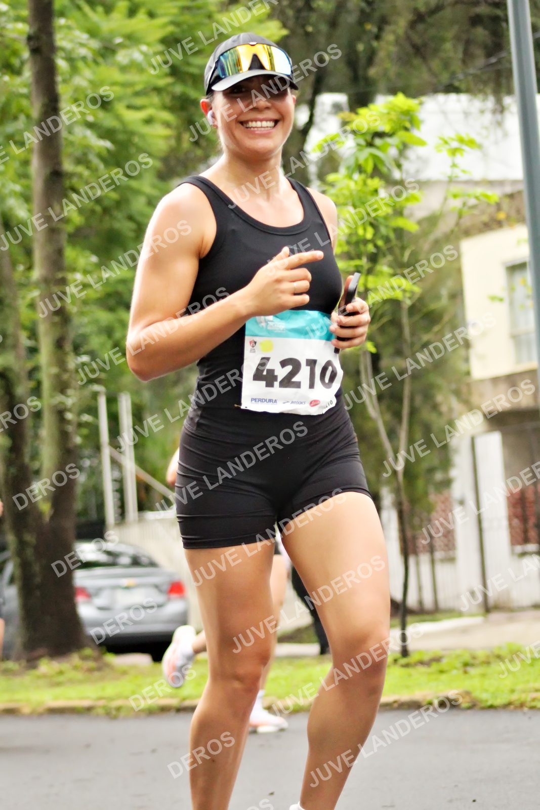 Foto del MEDIO MARATÓN ATLAS en Av. Patria, frente al Parque El Polvorín, Zapopan a las 08:23 · dorsal 4210