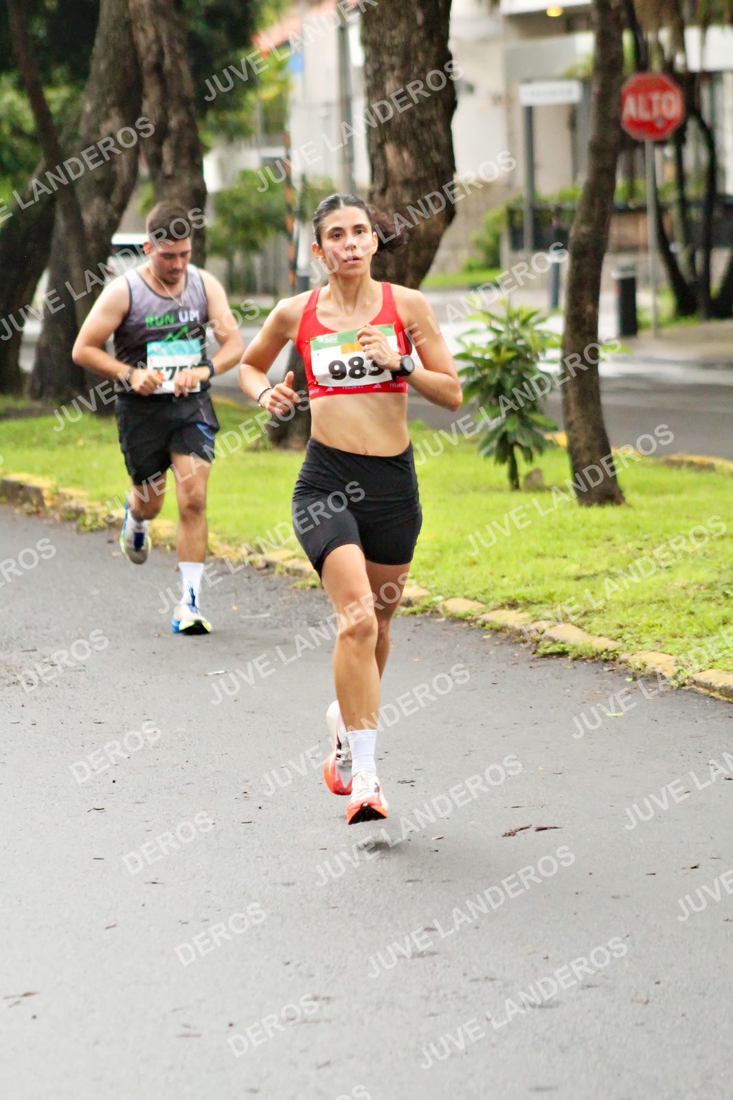 Foto del MEDIO MARATÓN ATLAS en Av. Patria, frente al Parque El Polvorín, Zapopan a las 08:06 · dorsal 983