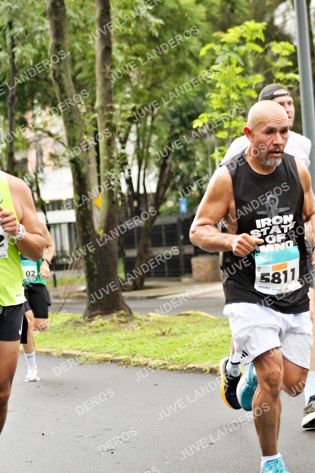 Foto del MEDIO MARATÓN ATLAS en Av. Patria, frente al Parque El Polvorín, Zapopan a las 08:07 · dorsal 2, 5811