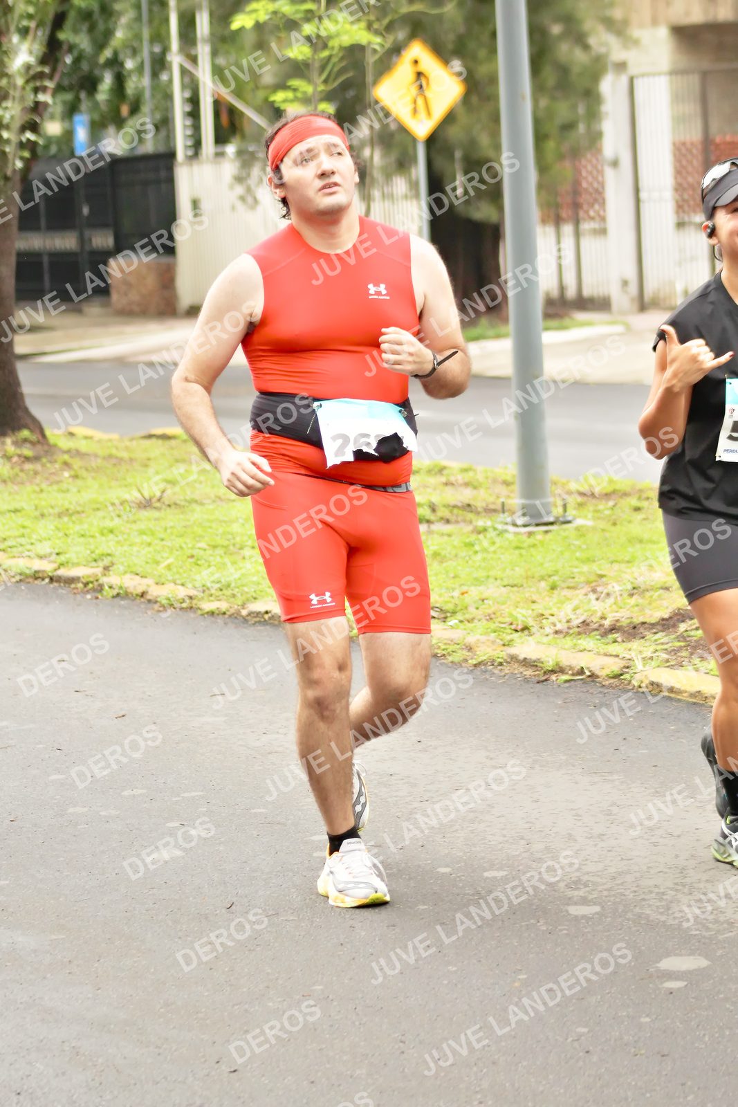 Foto del MEDIO MARATÓN ATLAS en Av. Patria, frente al Parque El Polvorín, Zapopan a las 09:03 · dorsal 26