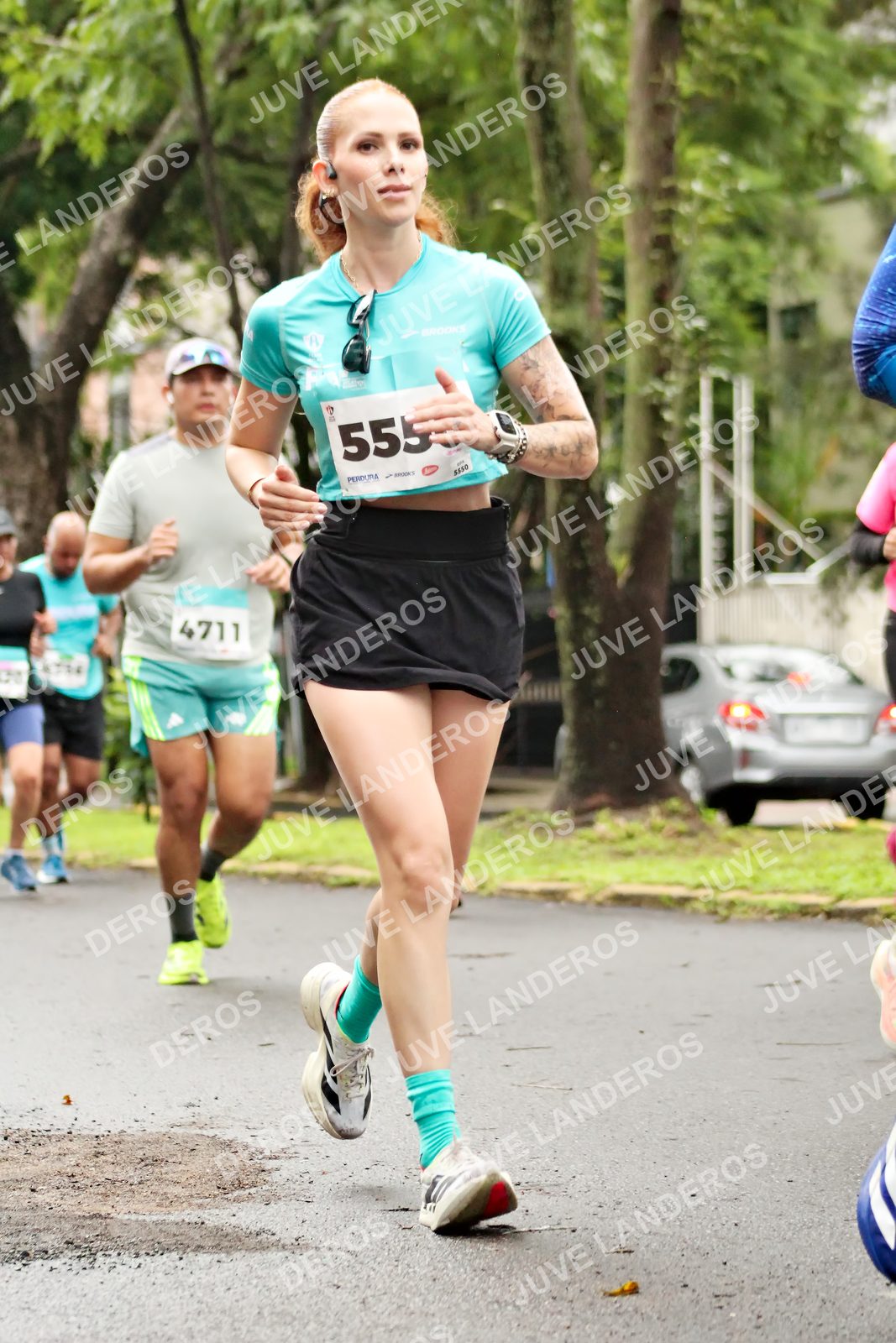 Foto del MEDIO MARATÓN ATLAS en Av. Patria, frente al Parque El Polvorín, Zapopan a las 08:29 · dorsal 555, 4711