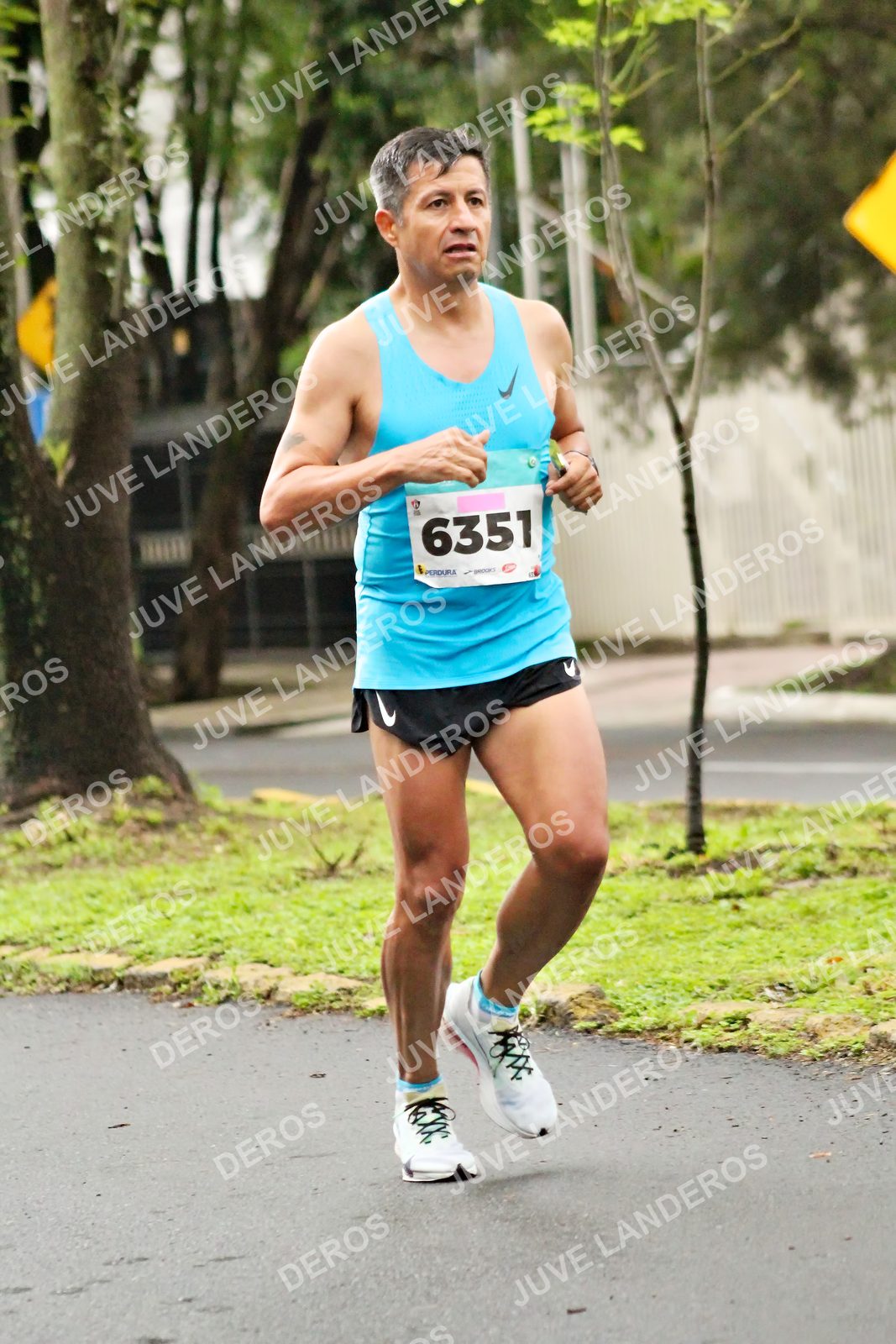 Foto del MEDIO MARATÓN ATLAS en Av. Patria, frente al Parque El Polvorín, Zapopan a las 08:05 · dorsal 6351
