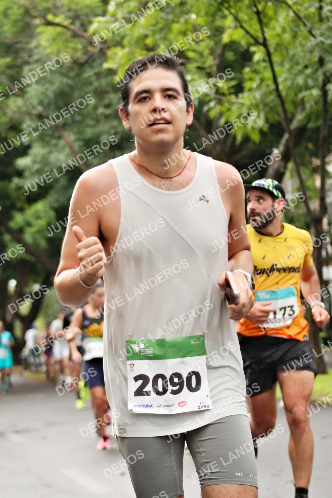 Foto del MEDIO MARATÓN ATLAS en Av. Patria, frente al Parque El Polvorín, Zapopan a las 08:13 · dorsal 2090, 73