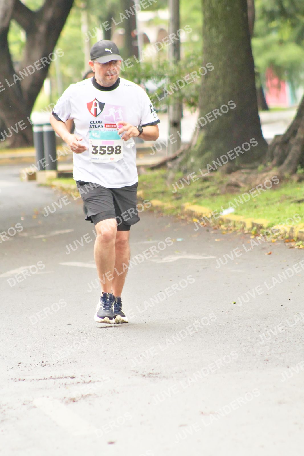 Foto del MEDIO MARATÓN ATLAS en Av. Patria, frente al Parque El Polvorín, Zapopan a las 09:01 · dorsal 3598