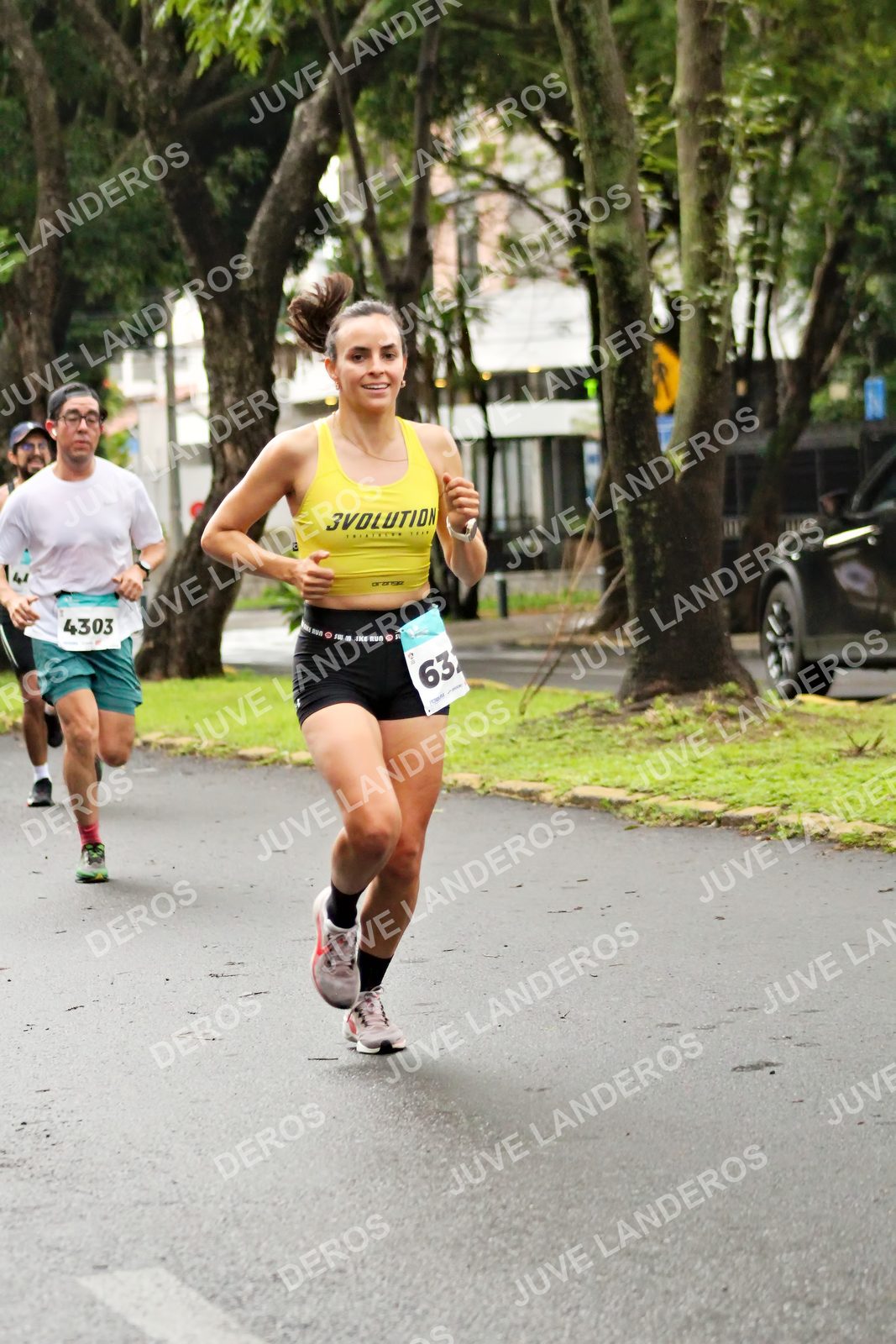 Foto del MEDIO MARATÓN ATLAS en Av. Patria, frente al Parque El Polvorín, Zapopan a las 08:09 · dorsal 4303, 63