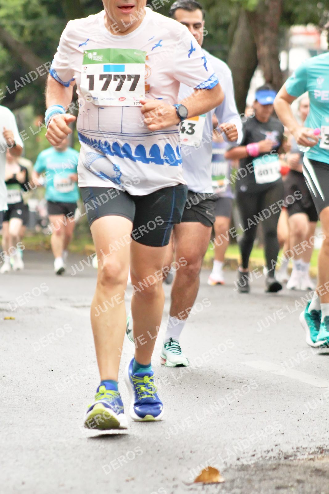 Foto del MEDIO MARATÓN ATLAS en Av. Patria, frente al Parque El Polvorín, Zapopan a las 08:35 · dorsal 1777, 43, 177, 3