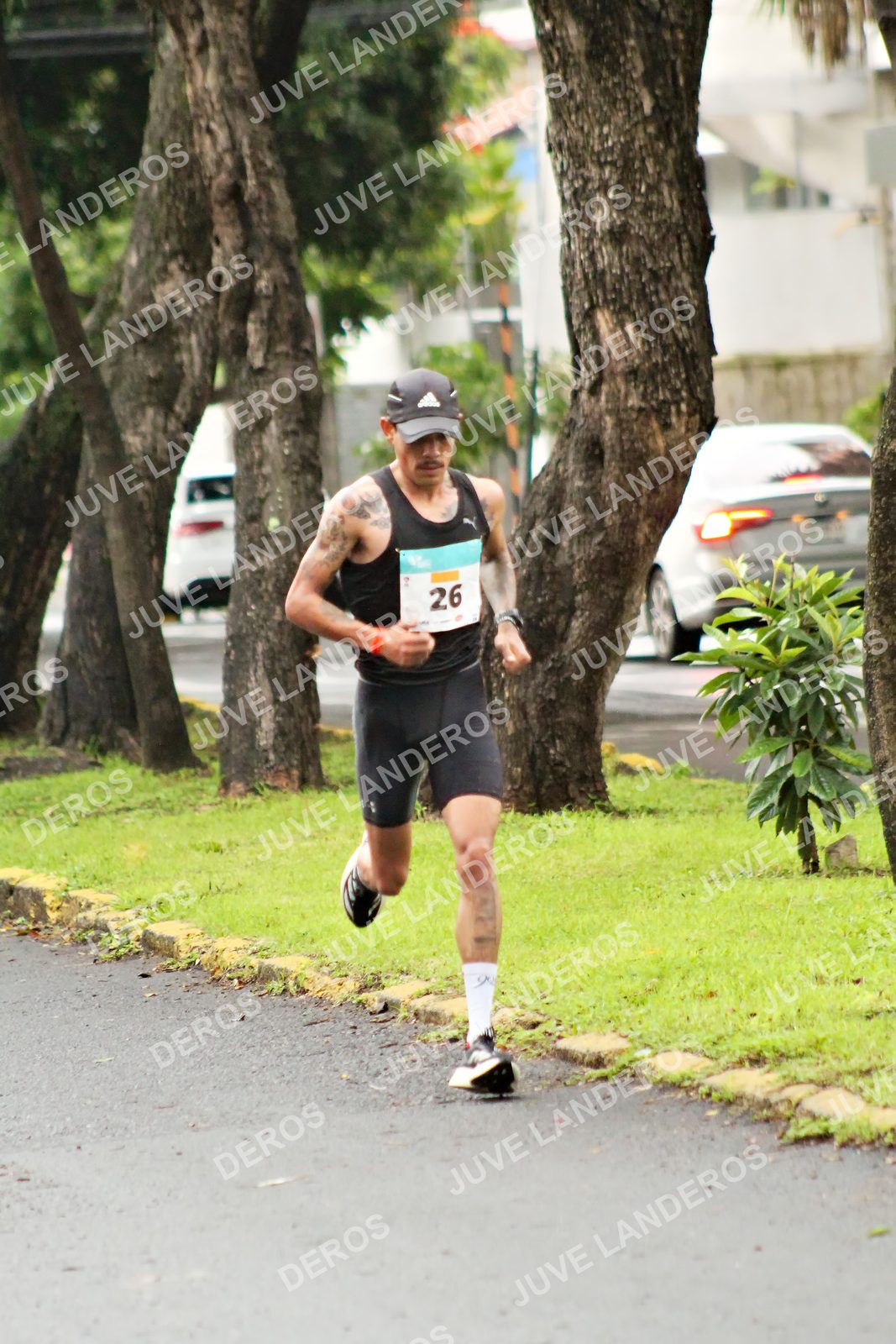Foto del MEDIO MARATÓN ATLAS en Av. Patria, frente al Parque El Polvorín, Zapopan a las 07:53 · dorsal 26