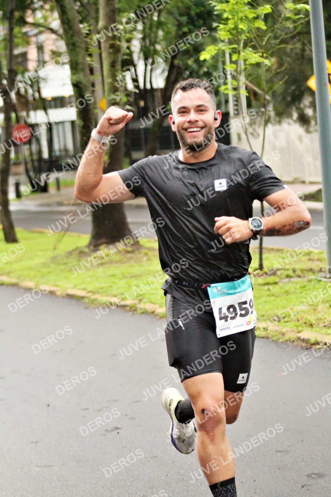 Foto del MEDIO MARATÓN ATLAS en Av. Patria, frente al Parque El Polvorín, Zapopan a las 08:06 · dorsal 4959