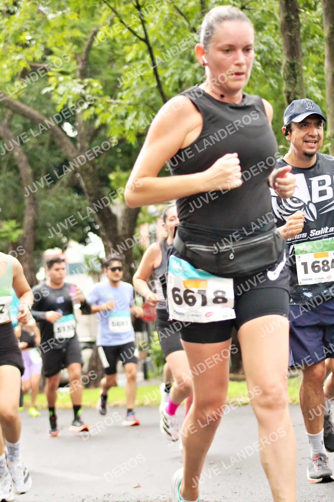 Foto del MEDIO MARATÓN ATLAS en Av. Patria, frente al Parque El Polvorín, Zapopan a las 08:26 · dorsal 6618