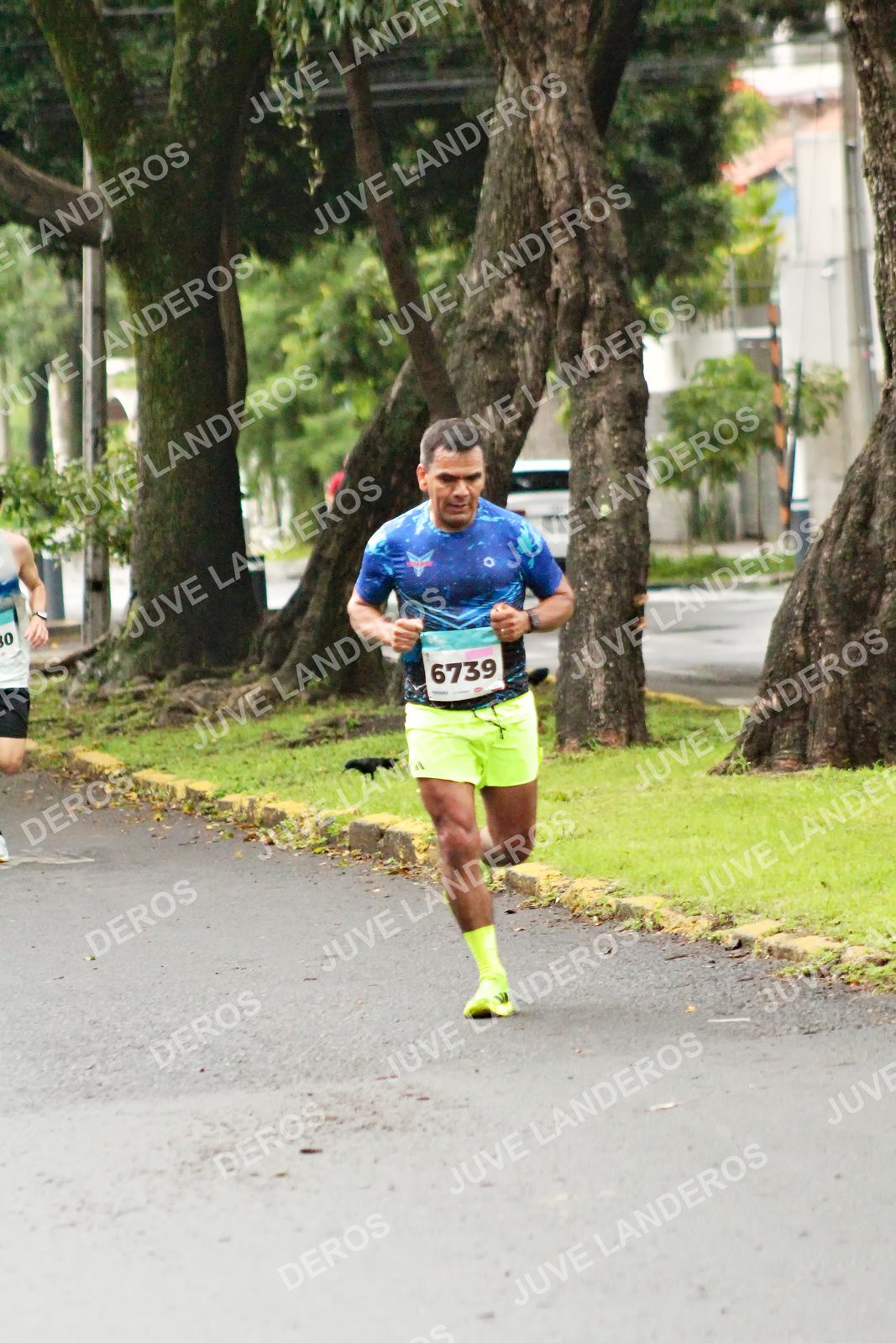 Foto del MEDIO MARATÓN ATLAS en Av. Patria, frente al Parque El Polvorín, Zapopan a las 08:04 · dorsal 6739, 30