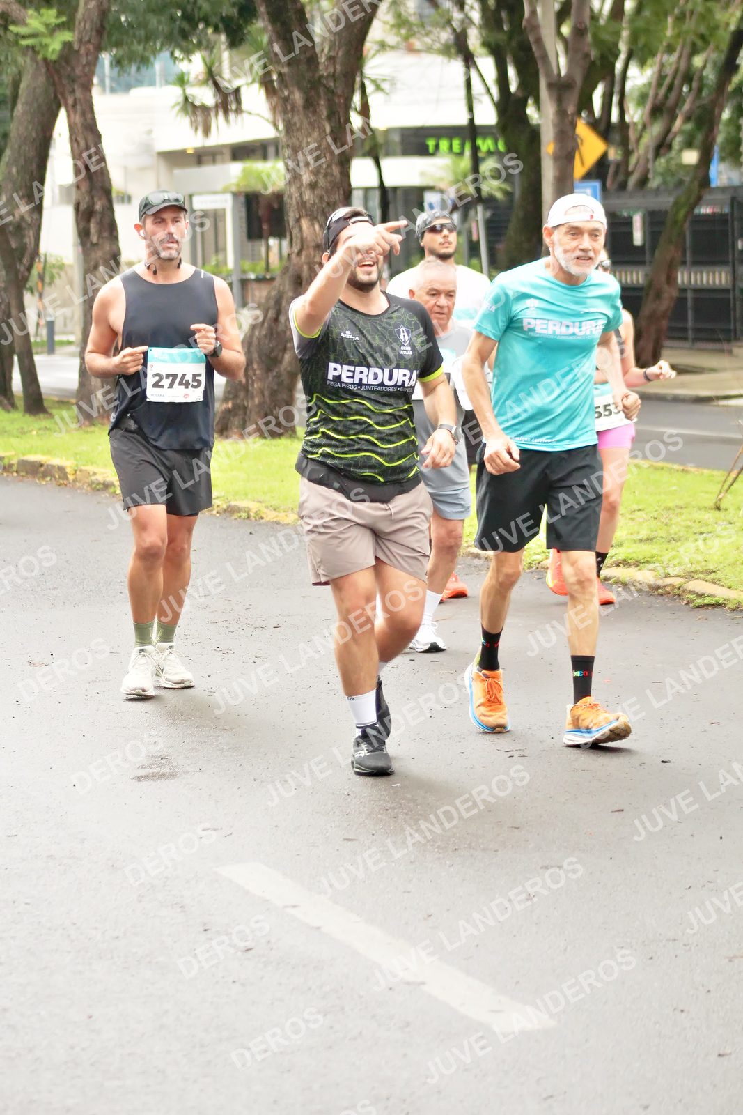 Foto del MEDIO MARATÓN ATLAS en Av. Patria, frente al Parque El Polvorín, Zapopan a las 08:50 · dorsal 2745