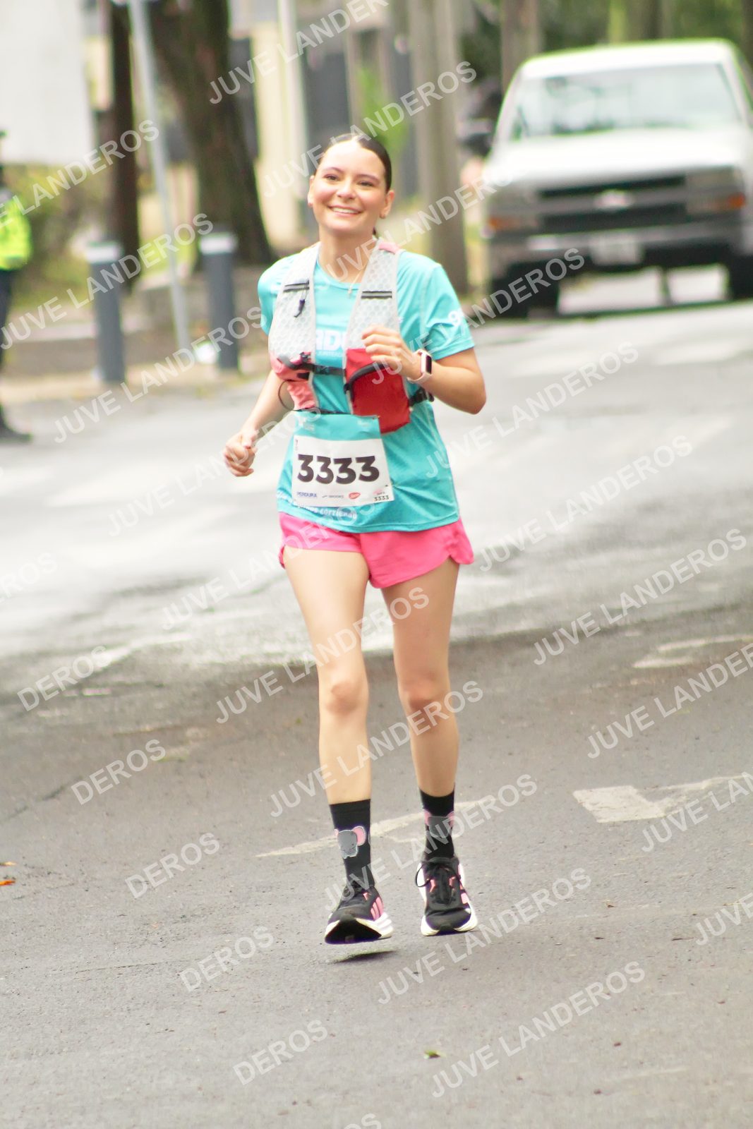 Foto del MEDIO MARATÓN ATLAS en Av. Patria, frente al Parque El Polvorín, Zapopan a las 09:06 · dorsal 3333
