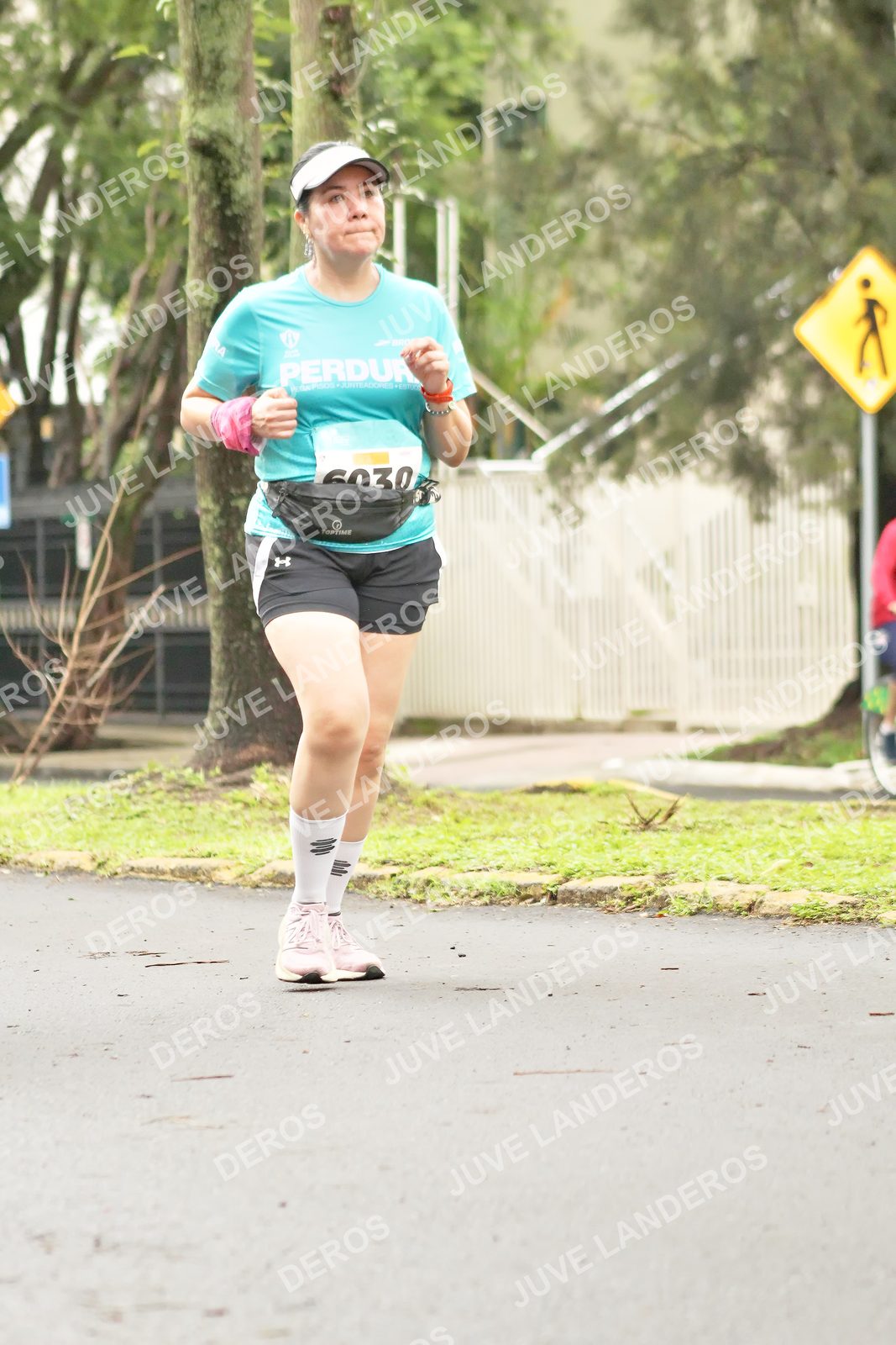Foto del MEDIO MARATÓN ATLAS en Av. Patria, frente al Parque El Polvorín, Zapopan a las 08:48 · dorsal 6030