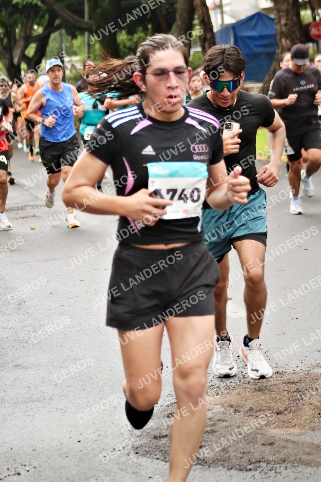 Foto del MEDIO MARATÓN ATLAS en Av. Patria, frente al Parque El Polvorín, Zapopan a las 08:20 · dorsal 740, 2