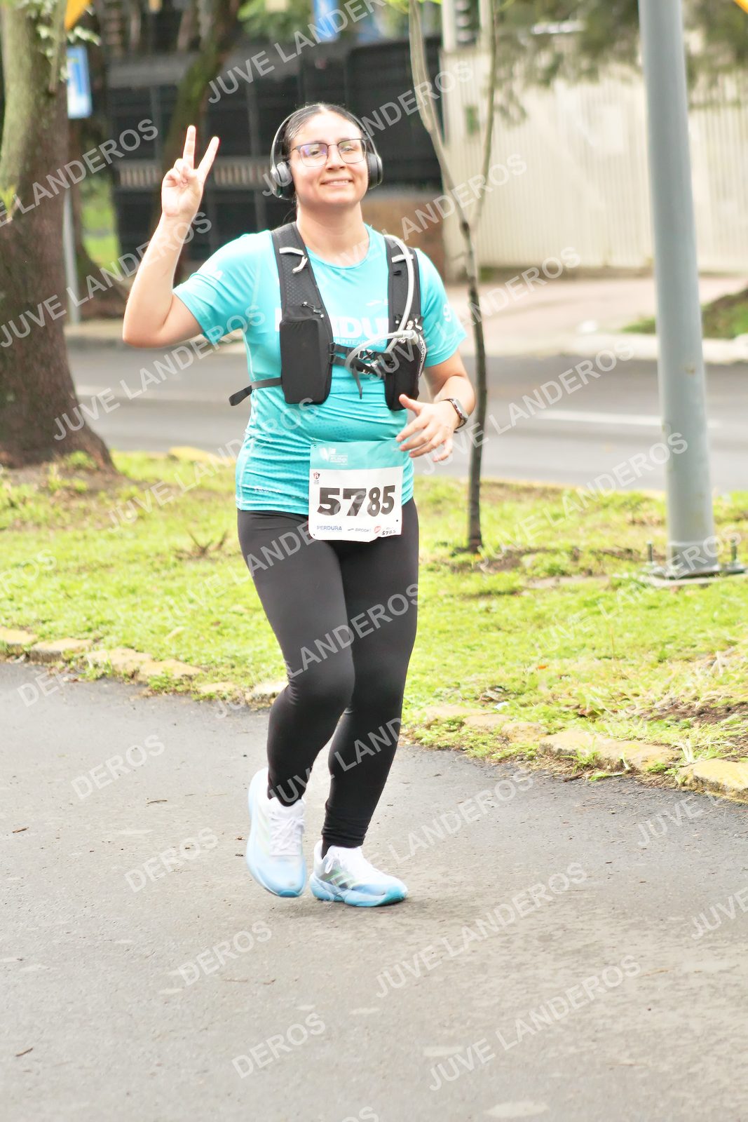 Foto del MEDIO MARATÓN ATLAS en Av. Patria, frente al Parque El Polvorín, Zapopan a las 08:57 · dorsal 5785