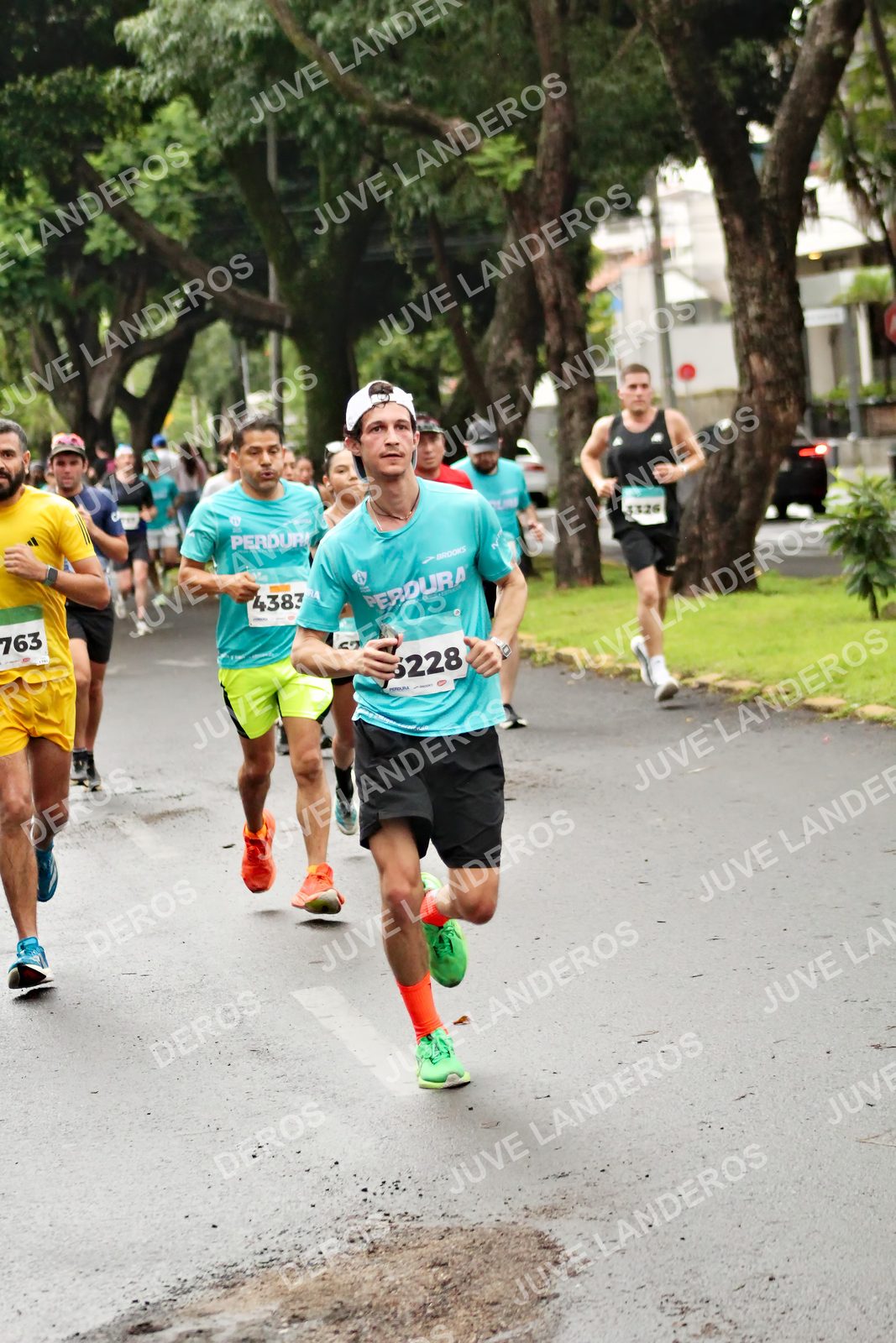 Foto del MEDIO MARATÓN ATLAS en Av. Patria, frente al Parque El Polvorín, Zapopan a las 08:15 · dorsal 763, 3326, 5228