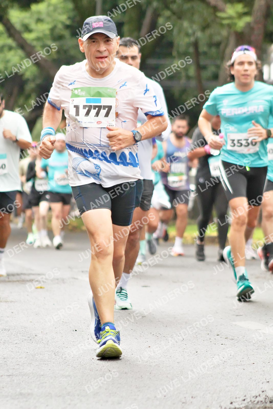 Foto del MEDIO MARATÓN ATLAS en Av. Patria, frente al Parque El Polvorín, Zapopan a las 08:35 · dorsal 1777, 3536