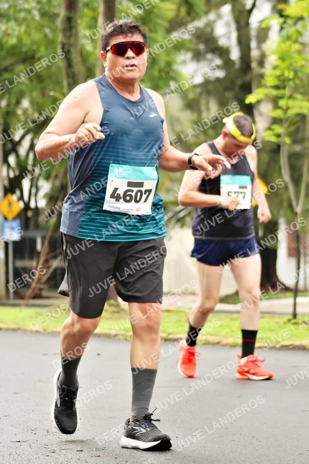 Foto del MEDIO MARATÓN ATLAS en Av. Patria, frente al Parque El Polvorín, Zapopan a las 08:46 · dorsal 4607, 77