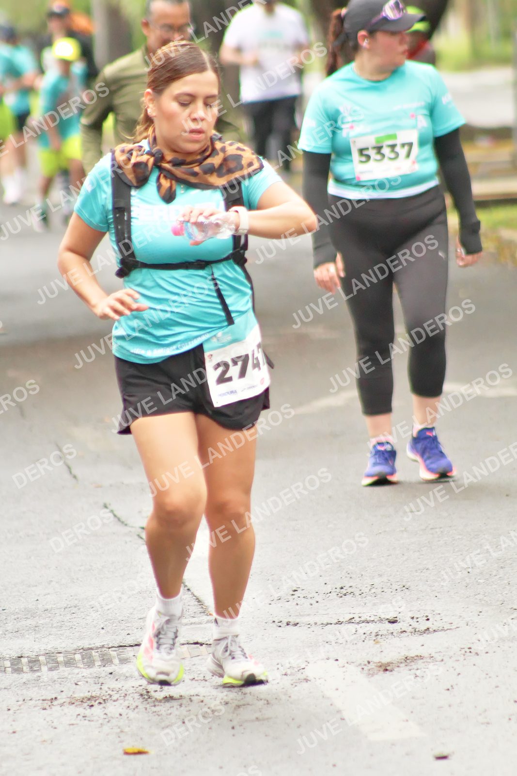 Foto del MEDIO MARATÓN ATLAS en Av. Patria, frente al Parque El Polvorín, Zapopan a las 09:01 · dorsal 5337, 274