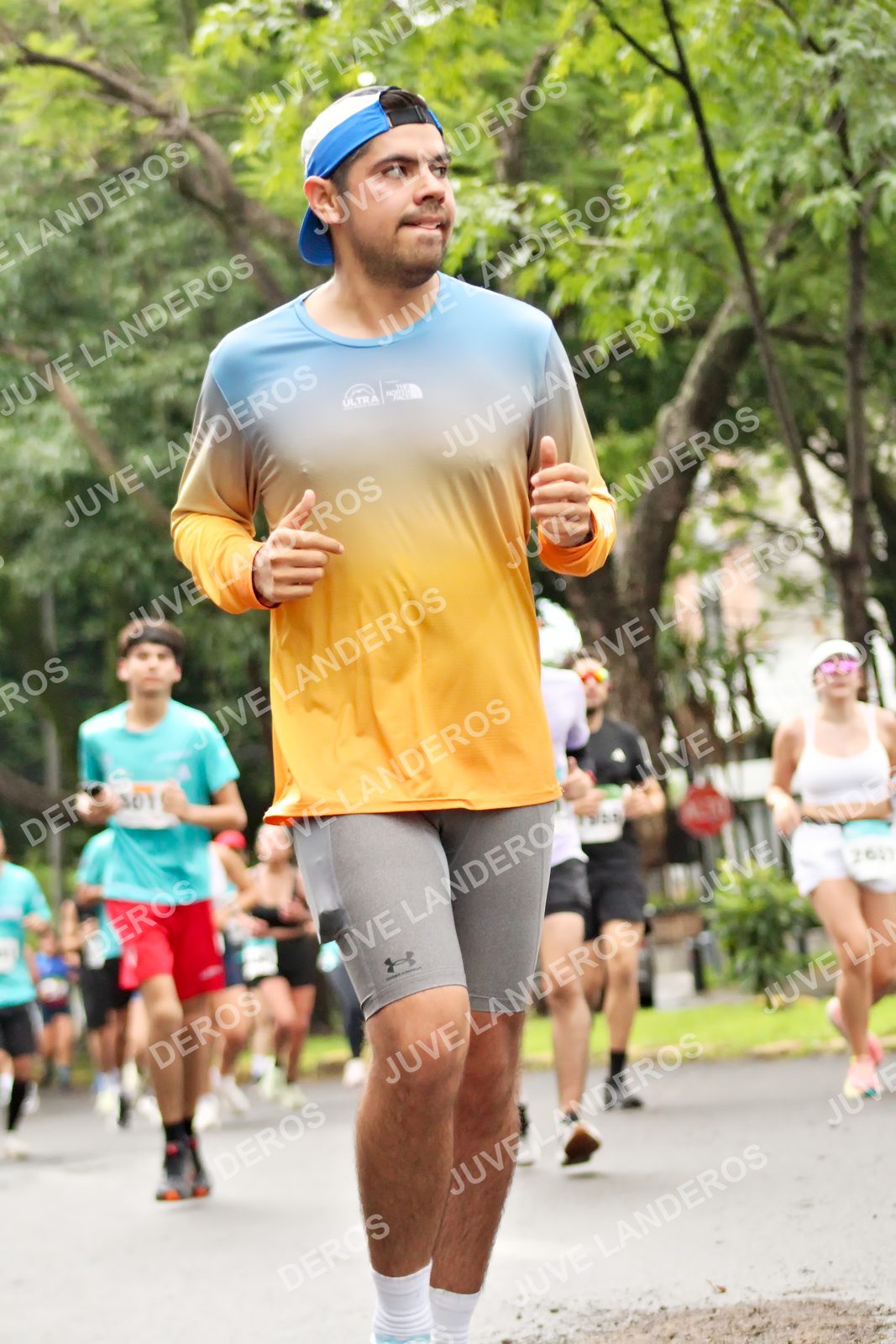 Foto del MEDIO MARATÓN ATLAS en Av. Patria, frente al Parque El Polvorín, Zapopan a las 08:34