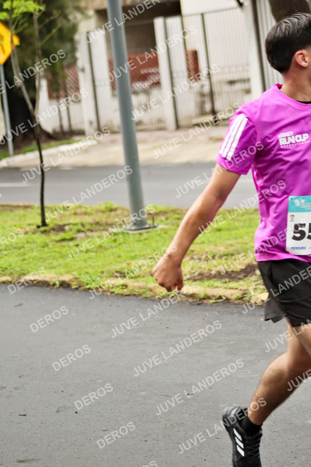 Foto del MEDIO MARATÓN ATLAS en Av. Patria, frente al Parque El Polvorín, Zapopan a las 08:18