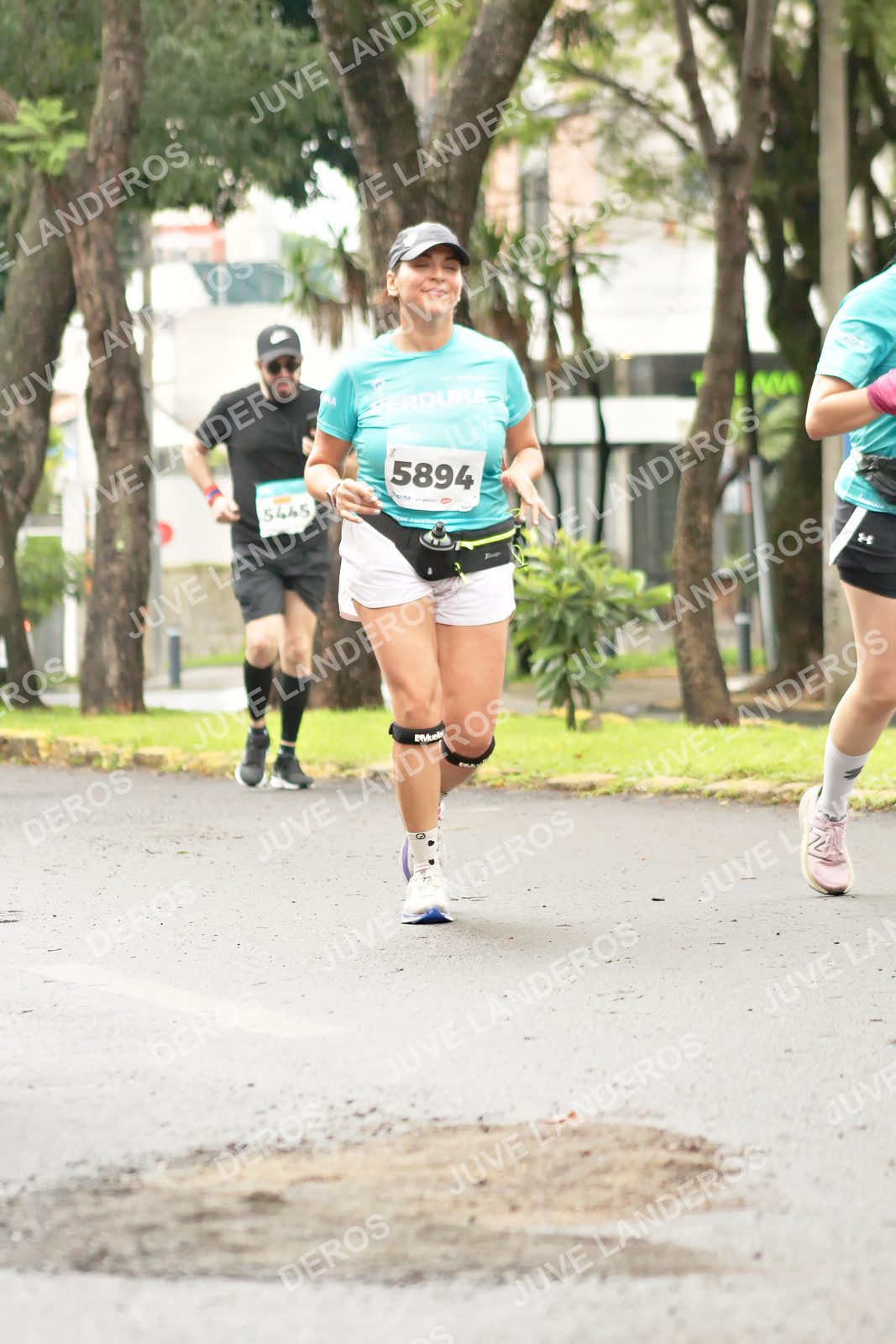 Foto del MEDIO MARATÓN ATLAS en Av. Patria, frente al Parque El Polvorín, Zapopan a las 08:48 · dorsal 5894