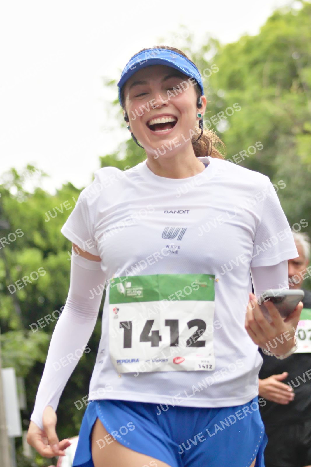 Foto del MEDIO MARATÓN ATLAS en Av. Patria, frente al Parque El Polvorín, Zapopan a las 08:38 · dorsal 1412, 0