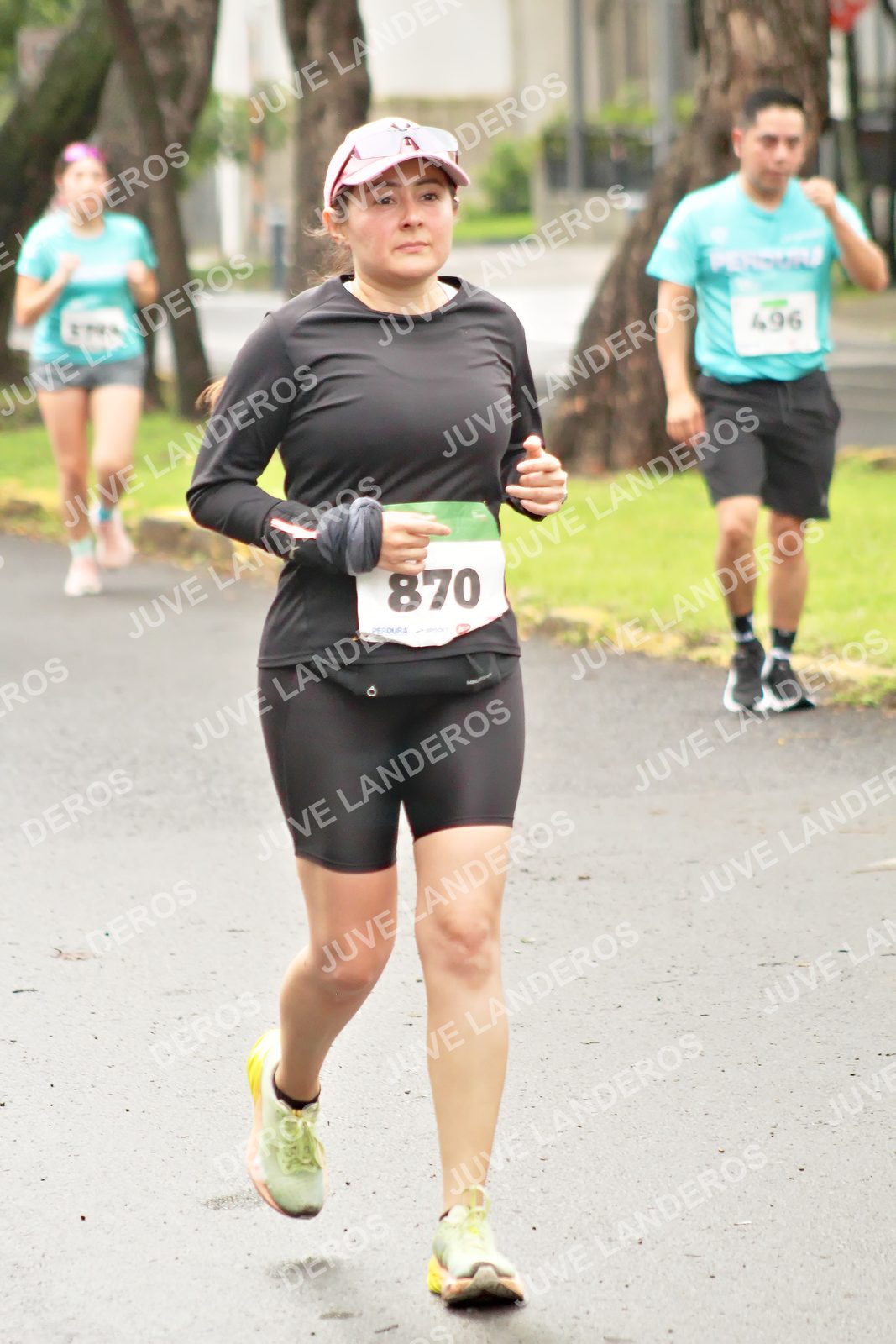 Foto del MEDIO MARATÓN ATLAS en Av. Patria, frente al Parque El Polvorín, Zapopan a las 08:51 · dorsal 870, 496