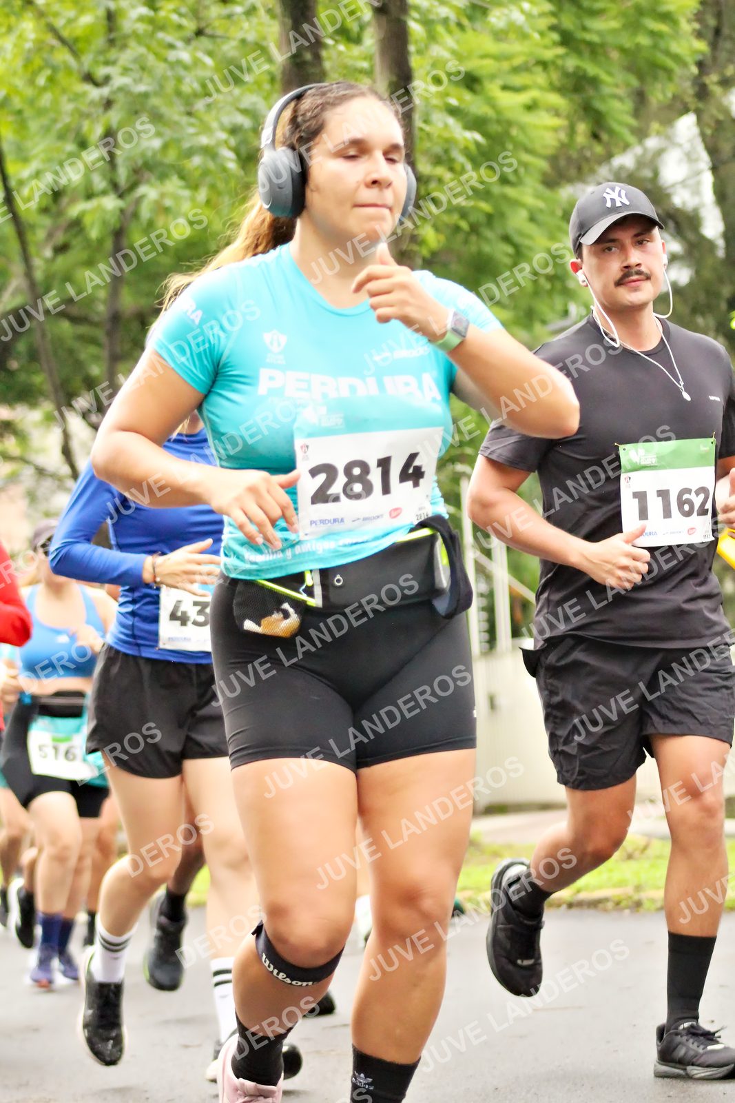 Foto del MEDIO MARATÓN ATLAS en Av. Patria, frente al Parque El Polvorín, Zapopan a las 08:41 · dorsal 43, 2814, 1162, 516