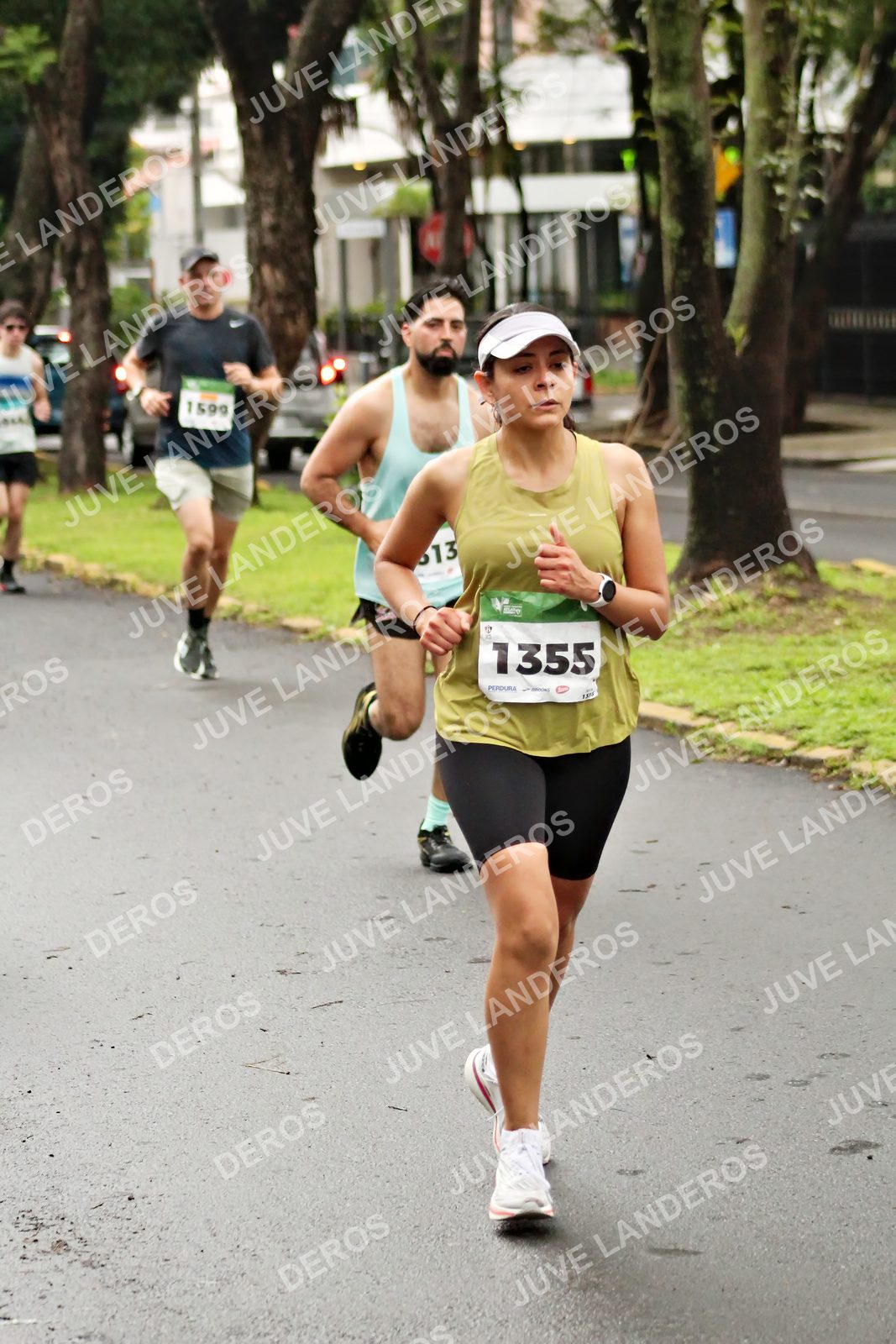 Foto del MEDIO MARATÓN ATLAS en Av. Patria, frente al Parque El Polvorín, Zapopan a las 08:15 · dorsal 1355, 1599, 13
