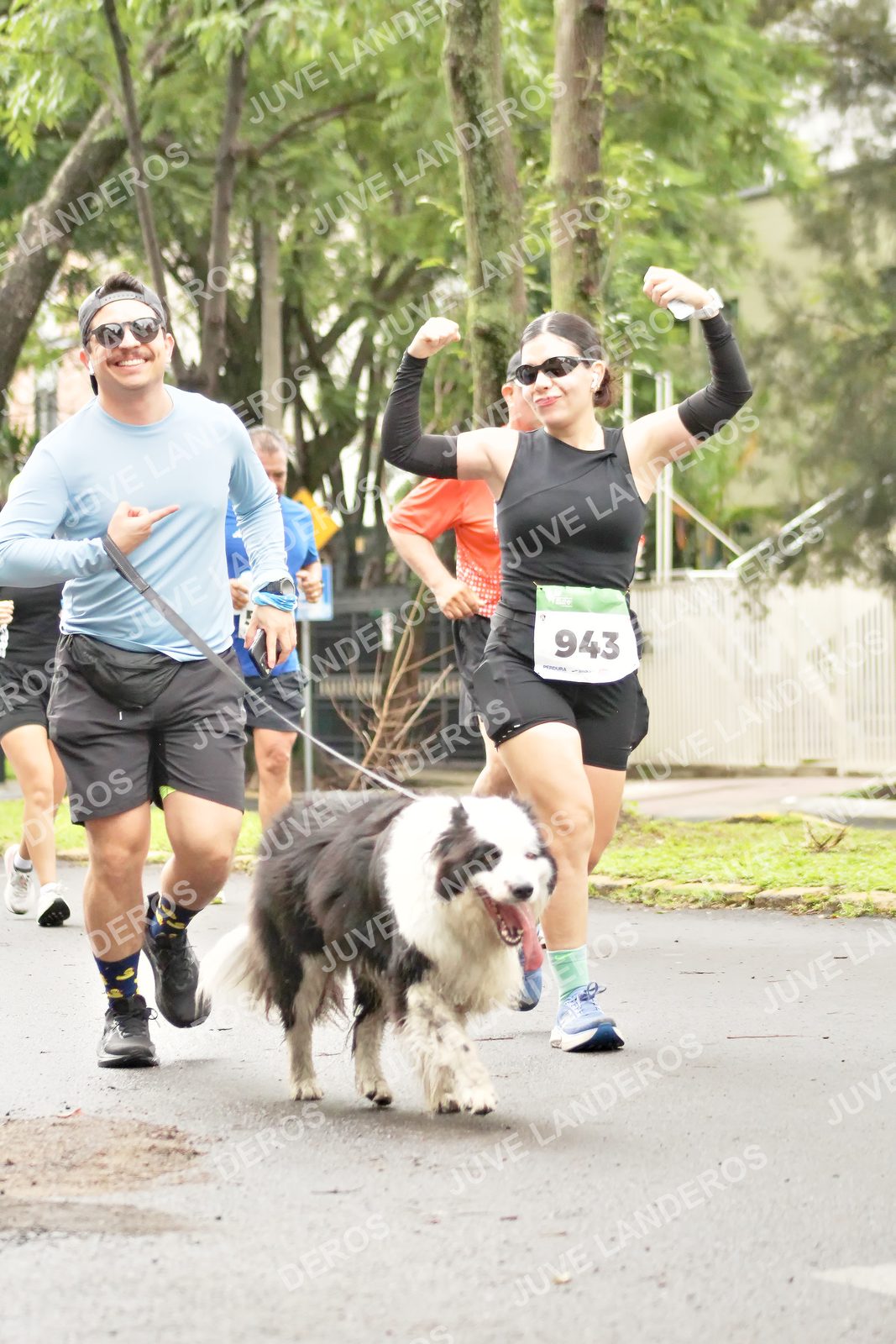 Foto del MEDIO MARATÓN ATLAS en Av. Patria, frente al Parque El Polvorín, Zapopan a las 08:46 · dorsal 943