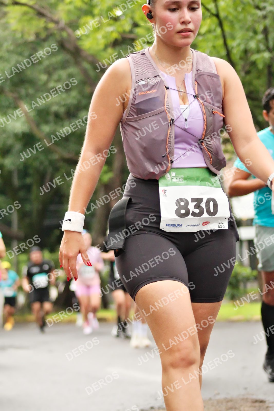 Foto del MEDIO MARATÓN ATLAS en Av. Patria, frente al Parque El Polvorín, Zapopan a las 08:36 · dorsal 830