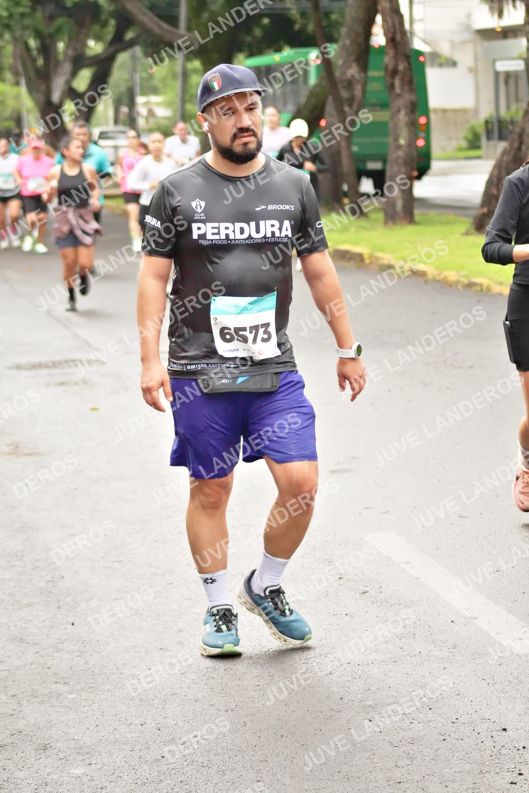 Foto del MEDIO MARATÓN ATLAS en Av. Patria, frente al Parque El Polvorín, Zapopan a las 08:51 · dorsal 6573