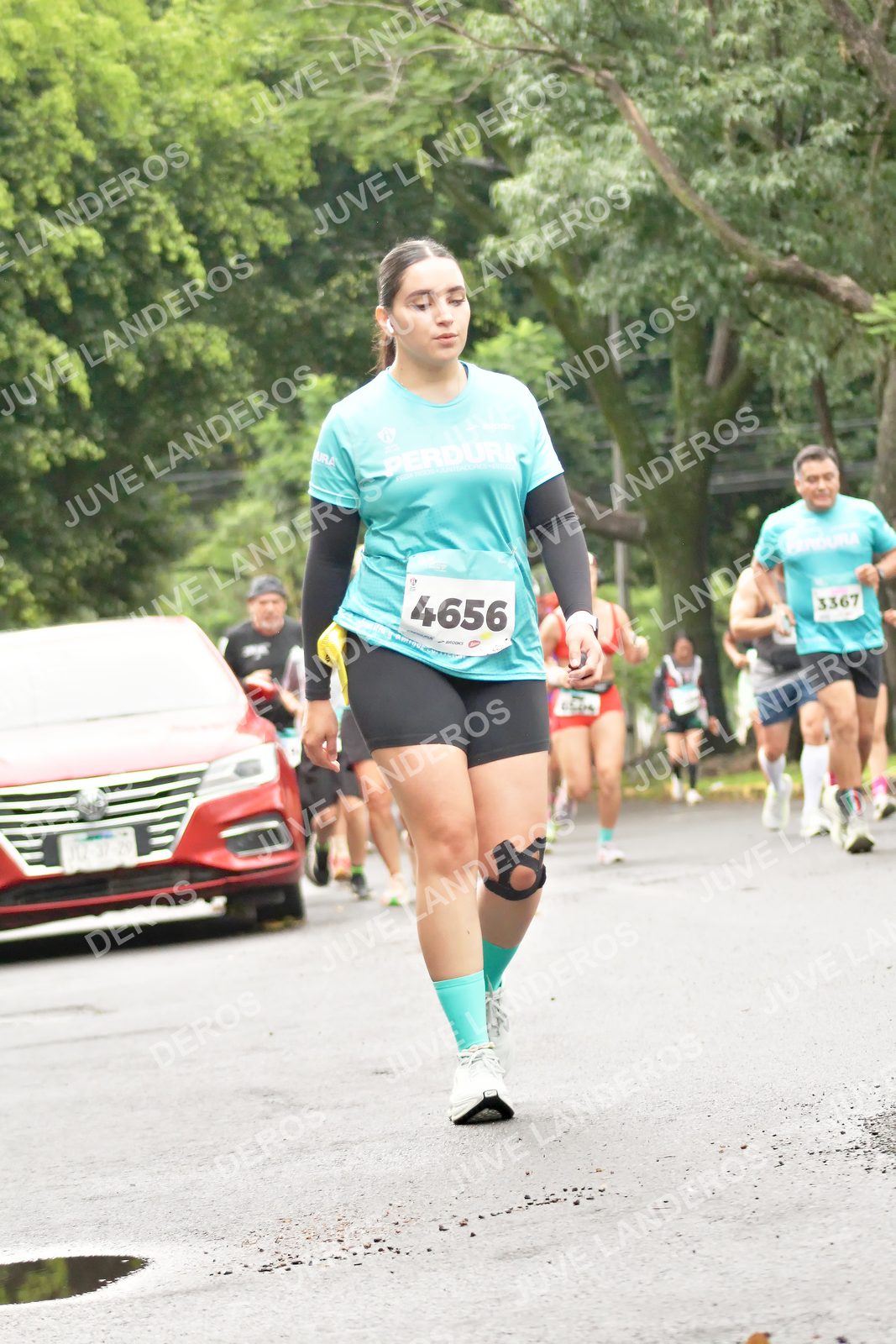 Foto del MEDIO MARATÓN ATLAS en Av. Patria, frente al Parque El Polvorín, Zapopan a las 08:44 · dorsal 4656, 3367