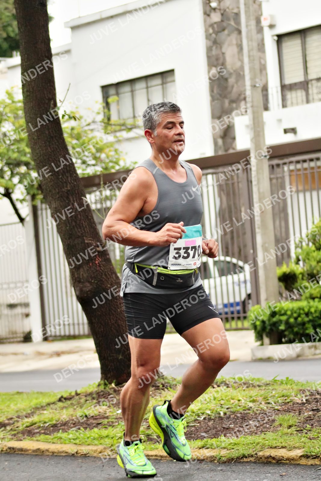 Foto del MEDIO MARATÓN ATLAS en Av. Patria, frente al Parque El Polvorín, Zapopan a las 08:18 · dorsal 3370