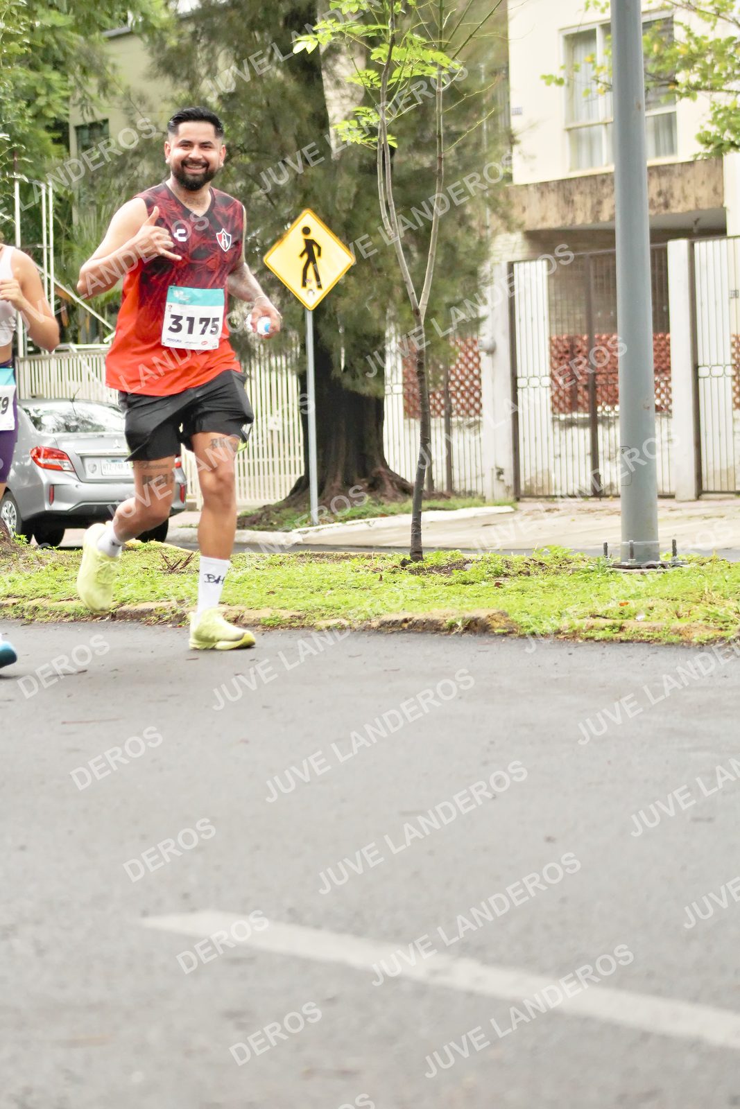 Foto del MEDIO MARATÓN ATLAS en Av. Patria, frente al Parque El Polvorín, Zapopan a las 08:29 · dorsal 3175, 9