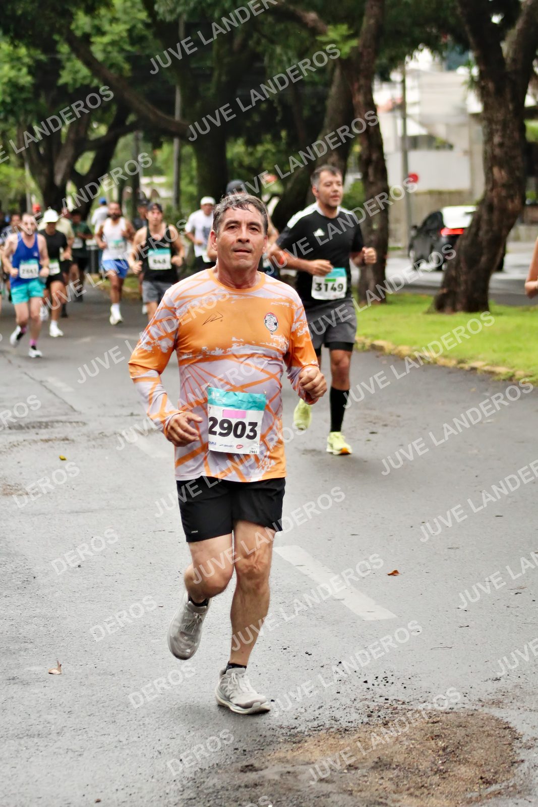 Foto del MEDIO MARATÓN ATLAS en Av. Patria, frente al Parque El Polvorín, Zapopan a las 08:17 · dorsal 2903, 3149