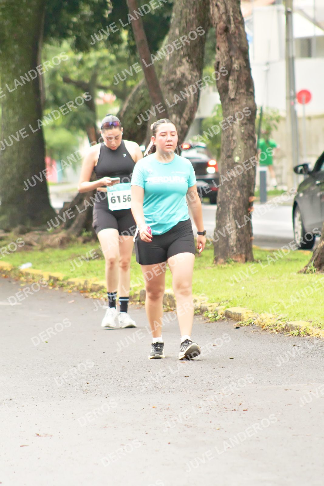 Foto del MEDIO MARATÓN ATLAS en Av. Patria, frente al Parque El Polvorín, Zapopan a las 09:04 · dorsal 6156