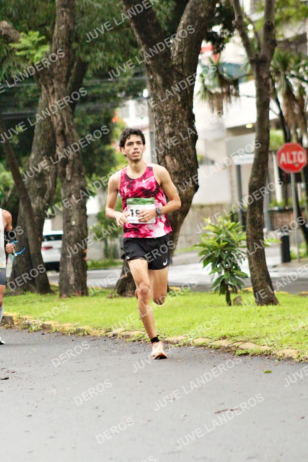 Foto del MEDIO MARATÓN ATLAS en Av. Patria, frente al Parque El Polvorín, Zapopan a las 08:00