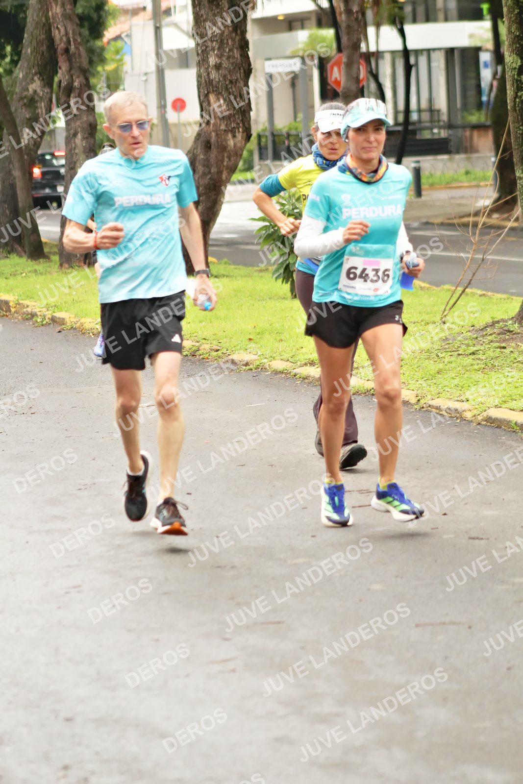 Foto del MEDIO MARATÓN ATLAS en Av. Patria, frente al Parque El Polvorín, Zapopan a las 09:02 · dorsal 6436
