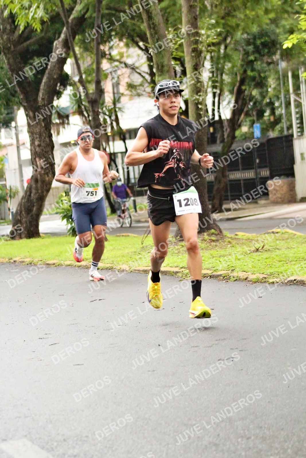 Foto del MEDIO MARATÓN ATLAS en Av. Patria, frente al Parque El Polvorín, Zapopan a las 08:08 · dorsal 751, 1208