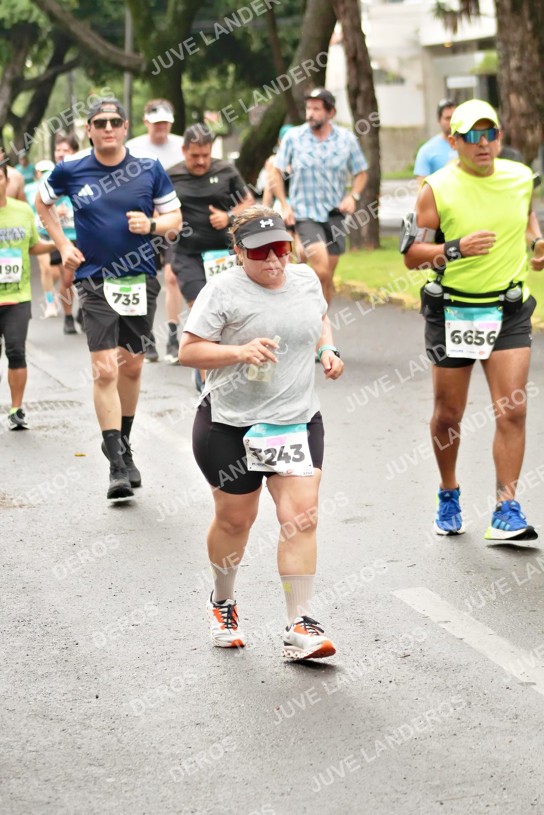 Foto del MEDIO MARATÓN ATLAS en Av. Patria, frente al Parque El Polvorín, Zapopan a las 08:52 · dorsal 735, 3243, 6656, 190