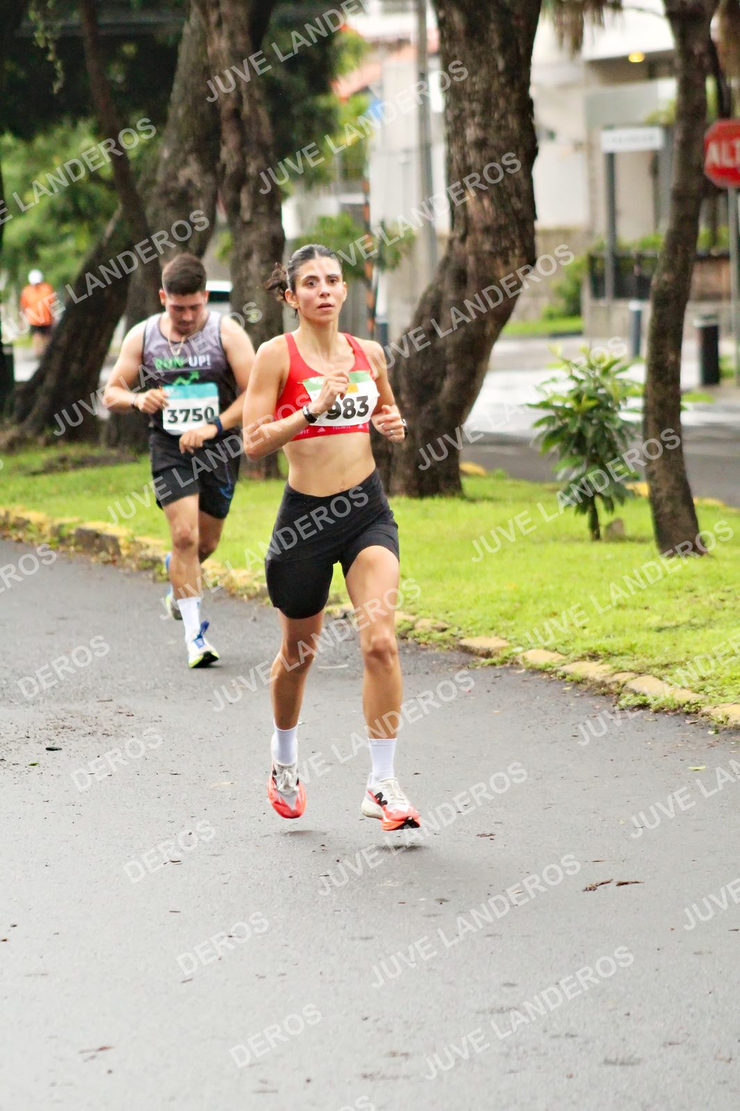 Foto del MEDIO MARATÓN ATLAS en Av. Patria, frente al Parque El Polvorín, Zapopan a las 08:06 · dorsal 3750, 983