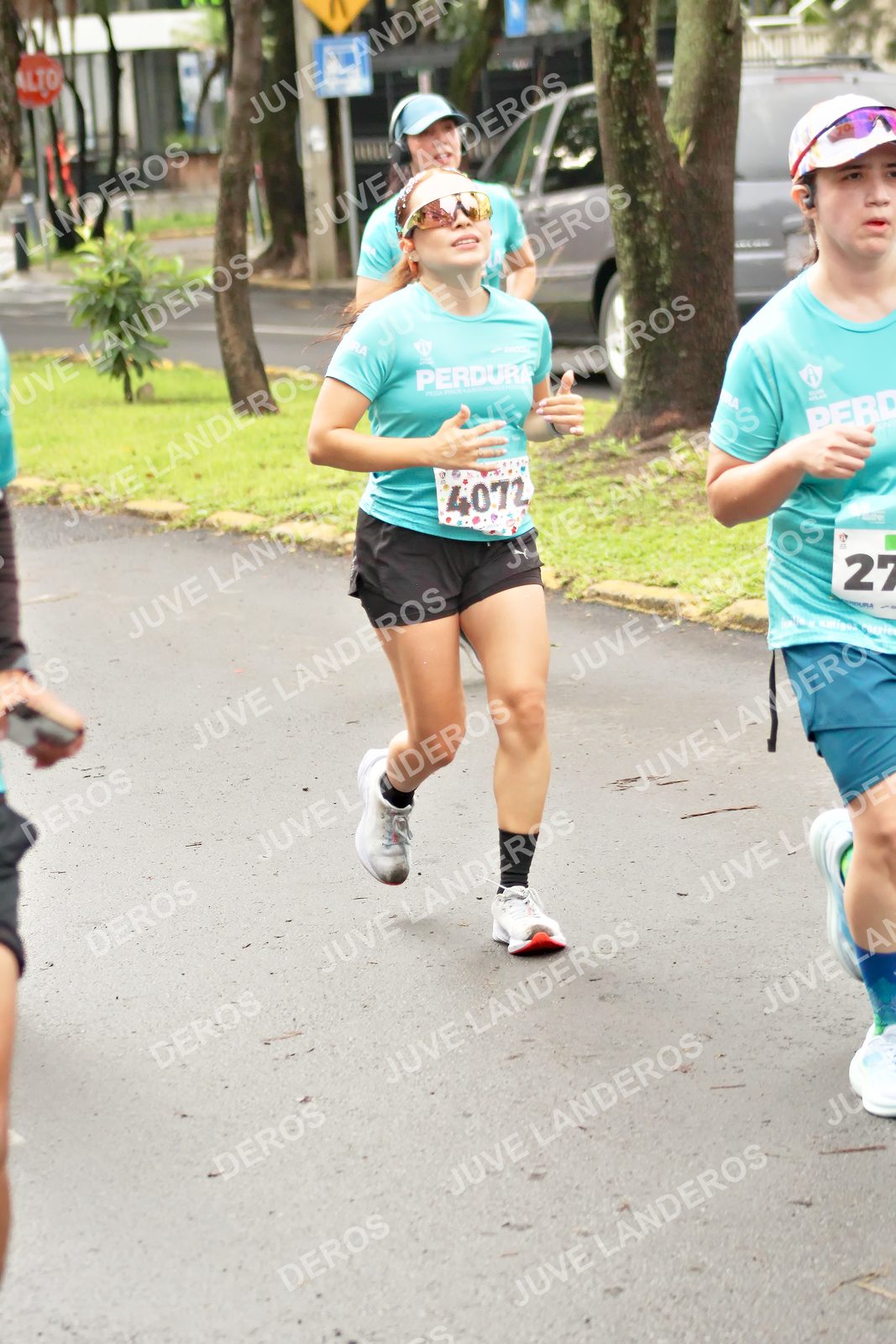 Foto del MEDIO MARATÓN ATLAS en Av. Patria, frente al Parque El Polvorín, Zapopan a las 08:53 · dorsal 4072, 27